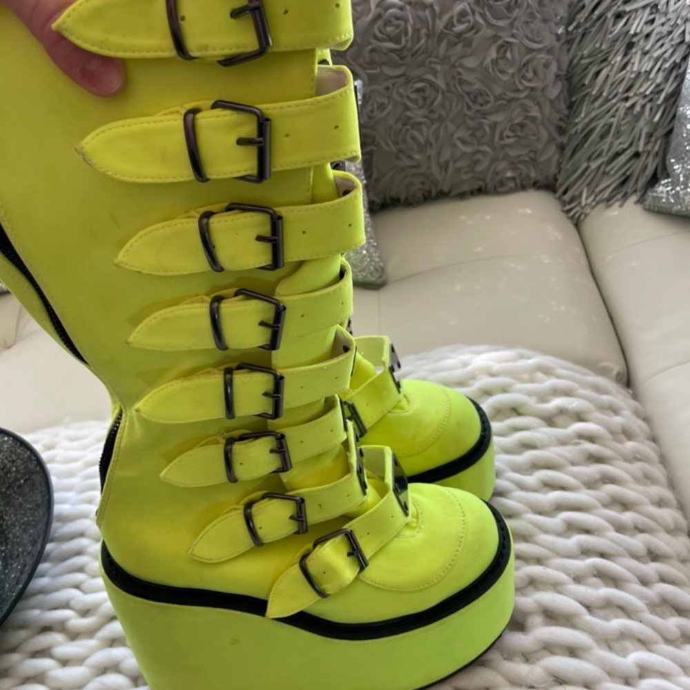Trinity boots